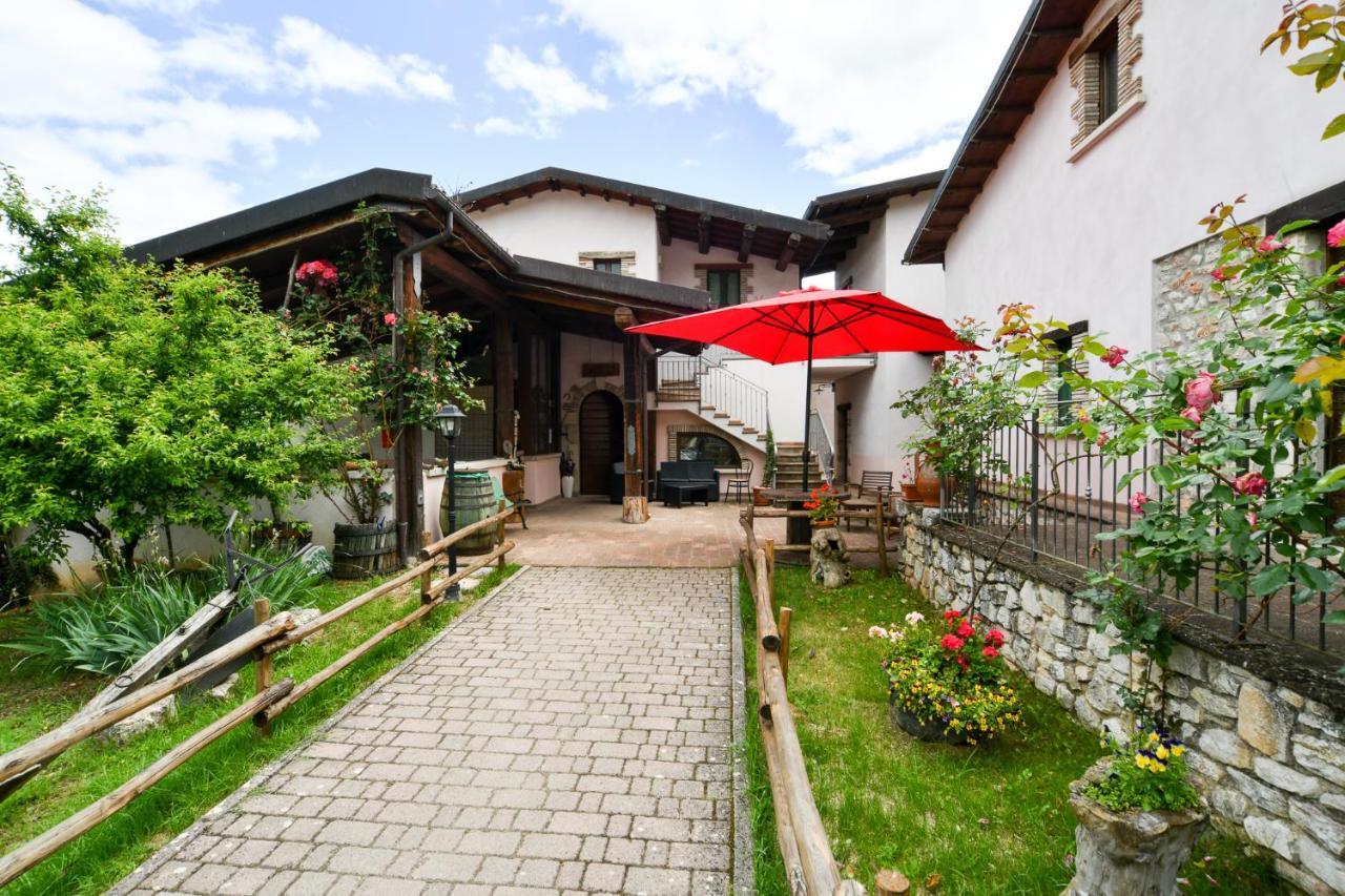 Agriturismo Valle Tezze Cascia Εξωτερικό φωτογραφία