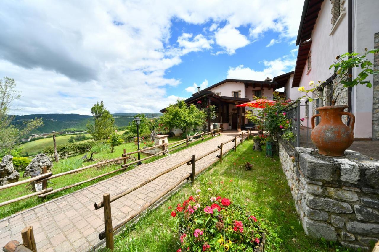 Agriturismo Valle Tezze Cascia Εξωτερικό φωτογραφία